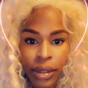 Meet your Posher, Sparkle